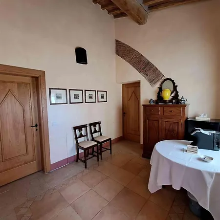 Bed and Breakfast Petra Suvereto